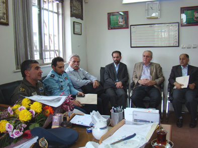 يادمان شهيد خلبان دلال خوش و ماكت هواپيماي اف پنج در لاهيجان ساخته مي شود